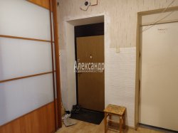 3-комнатная квартира (75м2) на продажу по адресу Петергоф г., Чичеринская ул., 13— фото 8 из 14