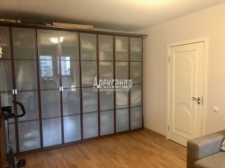 1-комнатная квартира (36м2) на продажу по адресу Космонавтов просп., 61— фото 7 из 27