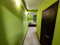4-комнатная квартира (73м2) на продажу по адресу Подвойского ул., 42— фото 7 из 24