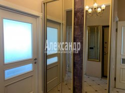2-комнатная квартира (60м2) на продажу по адресу Сестрорецк г., Токарева ул., 13А— фото 9 из 18