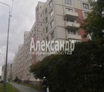 2-комнатная квартира (43м2) на продажу по адресу Бабушкина ул., 109— фото 9 из 12