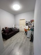 2-комнатная квартира (68м2) на продажу по адресу Циолковского ул., 1— фото 6 из 21