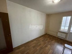 3-комнатная квартира (80м2) на продажу по адресу Маршака пр., 14— фото 6 из 13
