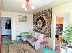 4-комнатная квартира (74м2) на продажу по адресу Запорожское пос., Советская ул., 8— фото 4 из 25