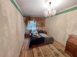 3-комнатная квартира (78м2) на продажу по адресу Автовская ул., 15— фото 13 из 29