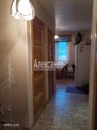 3-комнатная квартира (61м2) на продажу по адресу Кузнечное пос., Приозерское шос., 11— фото 11 из 22