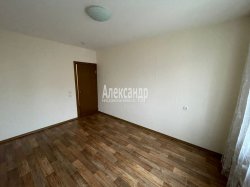 3-комнатная квартира (80м2) на продажу по адресу Маршака пр., 14— фото 9 из 13