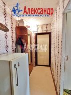 2-комнатная квартира (53м2) на продажу по адресу Каменногорск г., Бумажников ул., 20— фото 2 из 15