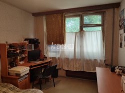 2-комнатная квартира (50м2) на продажу по адресу Искровский просп., 21— фото 5 из 12