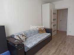 2-комнатная квартира (50м2) на продажу по адресу Чарушинская ул., 22— фото 5 из 17