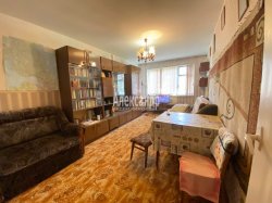 2-комнатная квартира (47м2) на продажу по адресу Светогорск г., Рощинская ул., 5— фото 2 из 24
