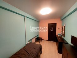 4-комнатная квартира (73м2) на продажу по адресу Подвойского ул., 42— фото 21 из 24