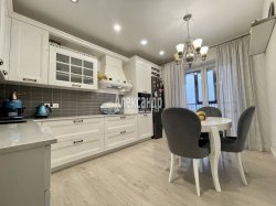3-комнатная квартира (81м2) на продажу по адресу Маршала Блюхера просп., 7— фото 6 из 14