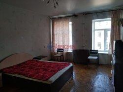 Комната в 4-комнатной квартире (100м2) на продажу по адресу Декабристов ул., 33— фото 4 из 6