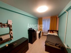 4-комнатная квартира (73м2) на продажу по адресу Подвойского ул., 42— фото 23 из 24