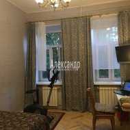 3-комнатная квартира (70м2) на продажу по адресу Александра Матросова ул., 14— фото 10 из 23