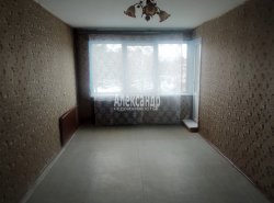 3-комнатная квартира (67м2) на продажу по адресу Приладожский пгт., 1— фото 3 из 19