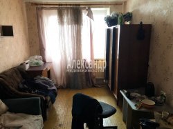2 комнаты в 6-комнатной квартире (119м2) на продажу по адресу Малая Балканская ул., 52— фото 5 из 10