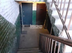 2-комнатная квартира (43м2) на продажу по адресу Чернавино дер., 2— фото 4 из 7