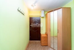 1-комнатная квартира (40м2) на продажу по адресу Шушары пос., Пушкинская ул., 36— фото 5 из 18