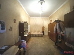 2-комнатная квартира (46м2) на продажу по адресу Огородный пер., 6— фото 2 из 17