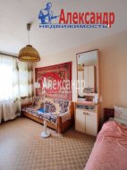 2-комнатная квартира (53м2) на продажу по адресу Каменногорск г., Бумажников ул., 20— фото 9 из 15
