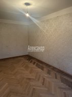 2-комнатная квартира (42м2) на продажу по адресу Орджоникидзе ул., 35— фото 3 из 13