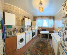 3-комнатная квартира (64м2) на продажу по адресу Маршала Жукова просп., 18— фото 2 из 17