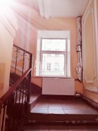 3-комнатная квартира (80м2) на продажу по адресу Невский пр., 103— фото 7 из 16