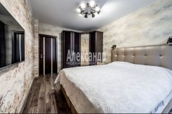 3-комнатная квартира (94м2) на продажу по адресу Лиственная ул., 18— фото 8 из 26