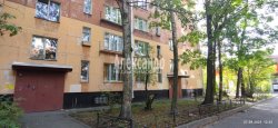 4-комнатная квартира (49м2) на продажу по адресу Новаторов бул., 59— фото 2 из 19