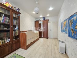 3-комнатная квартира (92м2) на продажу по адресу Ворошилова ул., 25— фото 5 из 17