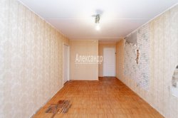 3-комнатная квартира (53м2) на продажу по адресу Красное Село г., Гвардейская ул., 19— фото 12 из 39