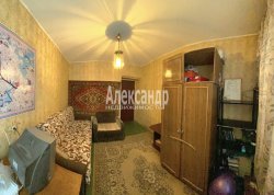 3-комнатная квартира (64м2) на продажу по адресу Маршала Жукова просп., 18— фото 5 из 17