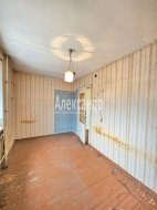 3-комнатная квартира (52м2) на продажу по адресу Каменногорск г., Ленинградское шос., 72— фото 7 из 17