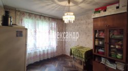 3-комнатная квартира (61м2) на продажу по адресу Дальневосточный просп., 68— фото 5 из 13