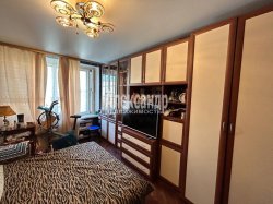 2-комнатная квартира (74м2) на продажу по адресу Гаванская ул., 19— фото 11 из 22