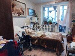 3-комнатная квартира (71м2) на продажу по адресу Кржижановского ул., 5— фото 4 из 10