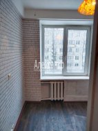2-комнатная квартира (45м2) на продажу по адресу Новоизмайловский просп., 44— фото 8 из 13