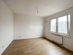 1-комнатная квартира (36м2) на продажу по адресу Крыленко ул., 6— фото 5 из 12