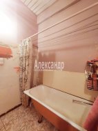 3-комнатная квартира (80м2) на продажу по адресу Невский пр., 103— фото 11 из 16