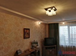 3-комнатная квартира (77м2) на продажу по адресу Маршала Захарова ул., 39— фото 12 из 15