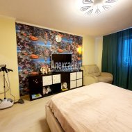 3-комнатная квартира (82м2) на продажу по адресу Мурино г., Петровский бул., 2— фото 3 из 30