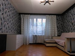 2-комнатная квартира (51м2) на продажу по адресу Софьи Ковалевской ул., 7— фото 2 из 20