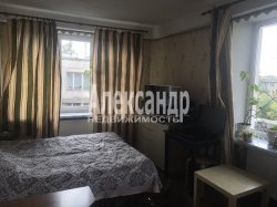 2-комнатная квартира (43м2) на продажу по адресу Бабушкина ул., 109— фото 3 из 12