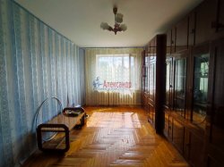 3-комнатная квартира (63м2) на продажу по адресу Приморск г., Юрия Гагарина наб., 5— фото 5 из 18