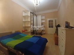 3-комнатная квартира (77м2) на продажу по адресу Московский просп., 79— фото 9 из 27