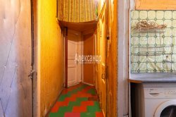 Комната в 4-комнатной квартире (86м2) на продажу по адресу Таврическая ул., 43— фото 18 из 42