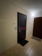 Комната в 2-комнатной квартире (72м2) на продажу по адресу Комендантский просп., 12— фото 16 из 22