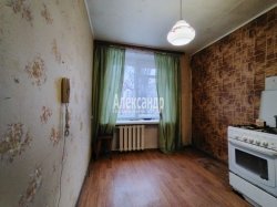 1-комнатная квартира (32м2) на продажу по адресу Пражская ул., 17— фото 10 из 14